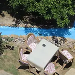 Szálloda Mandarin Beach *
