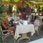 Szálloda Mandarin Beach