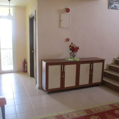 Mandarin Beach Gumuldur