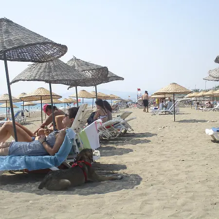 Отель Mandarin Beach Гумульдур