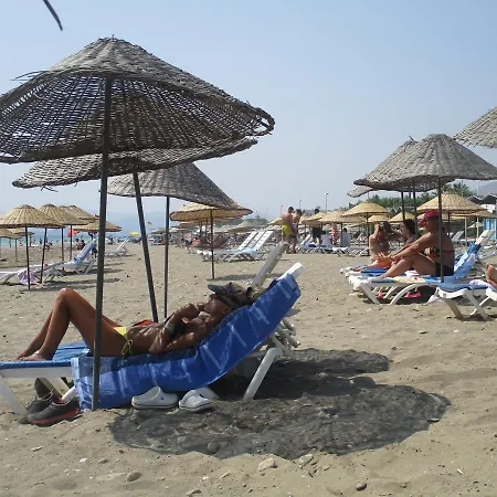 Hotel Mandarin Beach *