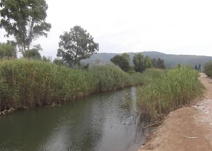 Mandarin Beach Hotel