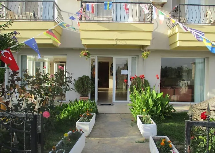 Hotel Mandarin Beach *