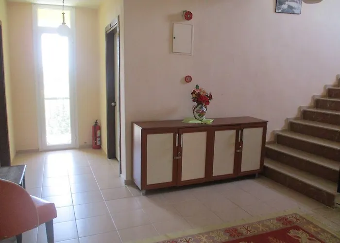 Mandarin Beach Gumuldur