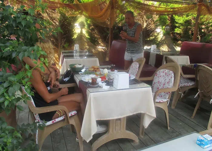 Hotel Mandarin Beach